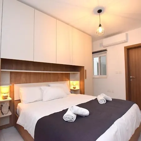 2 Bedroom Flat Close To Valletta & Sliema - Orion 1 Lejlighed Msida