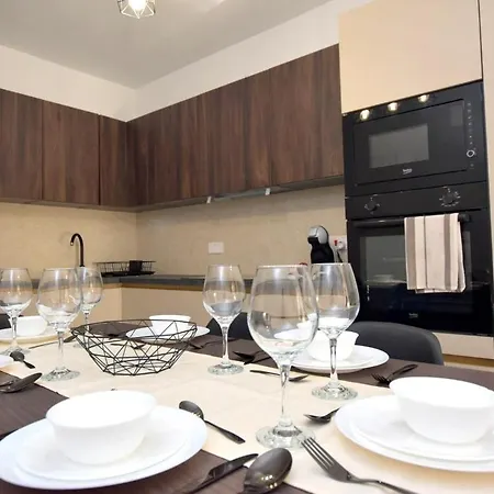 2 Bedroom Flat Close To Valletta & Sliema - Orion 1 Apartment Msida
