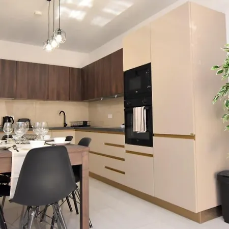 Apartment 2 Bedroom Flat Close To Valletta & Sliema - Orion 1