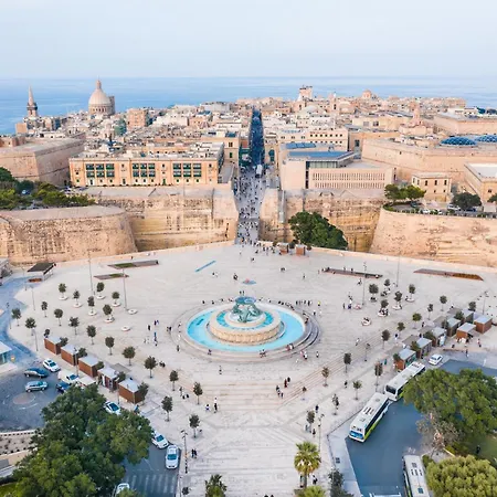 2 Bedroom Flat Close To Valletta & Sliema - Orion 1 *